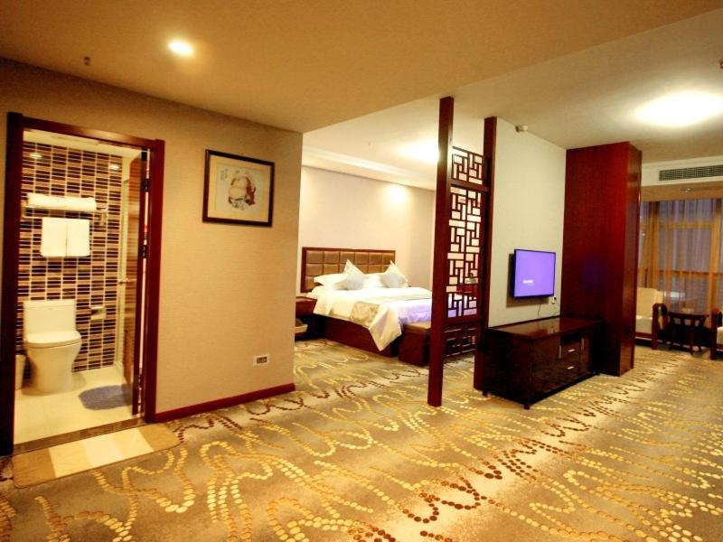 Greentree Inn Jiangxi Jindezhen People Square Jindin Business Hotel Цзіндечжень Екстер'єр фото