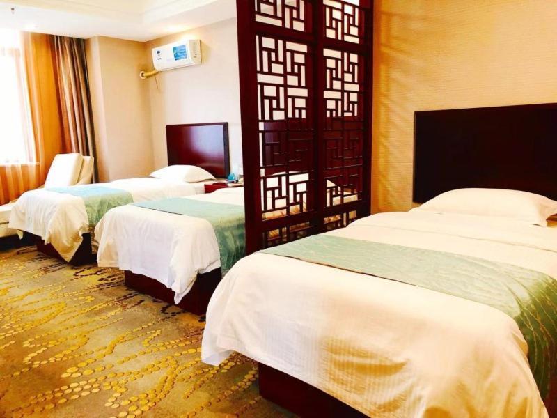 Greentree Inn Jiangxi Jindezhen People Square Jindin Business Hotel Цзіндечжень Екстер'єр фото