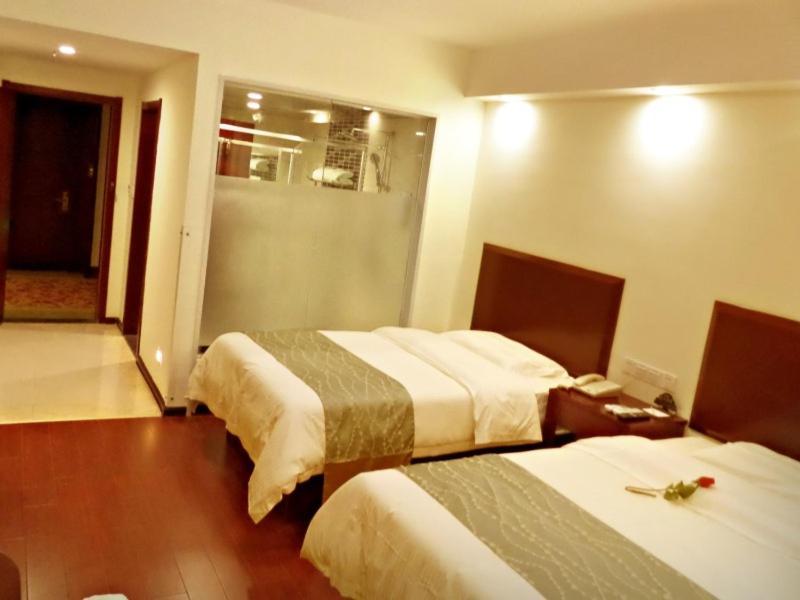Greentree Inn Jiangxi Jindezhen People Square Jindin Business Hotel Цзіндечжень Екстер'єр фото