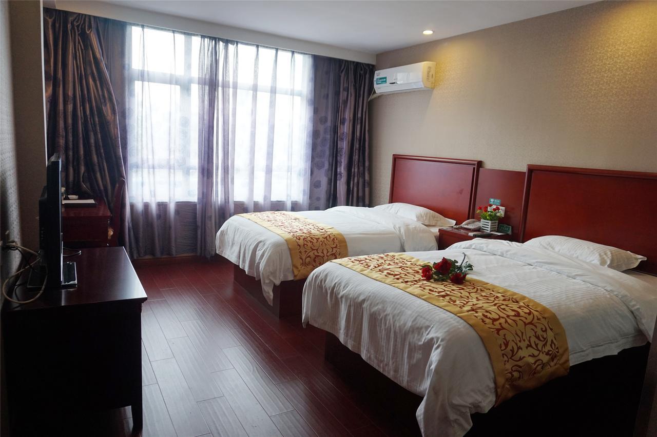 Greentree Inn Jiangxi Jindezhen People Square Jindin Business Hotel Цзіндечжень Екстер'єр фото