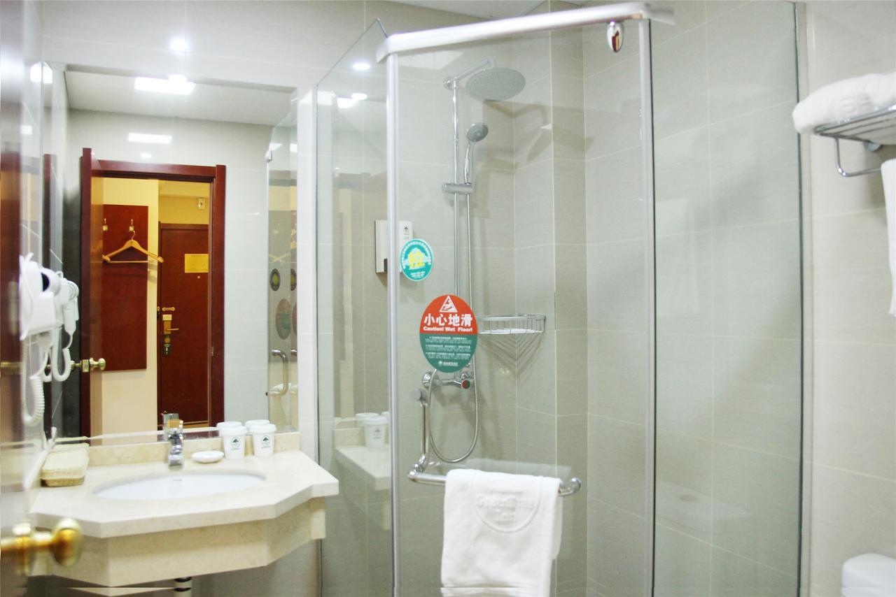 Greentree Inn Jiangxi Jindezhen People Square Jindin Business Hotel Цзіндечжень Екстер'єр фото
