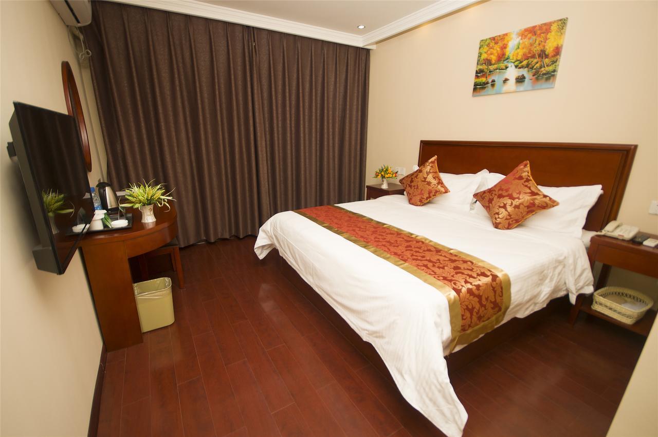 Greentree Inn Jiangxi Jindezhen People Square Jindin Business Hotel Цзіндечжень Екстер'єр фото