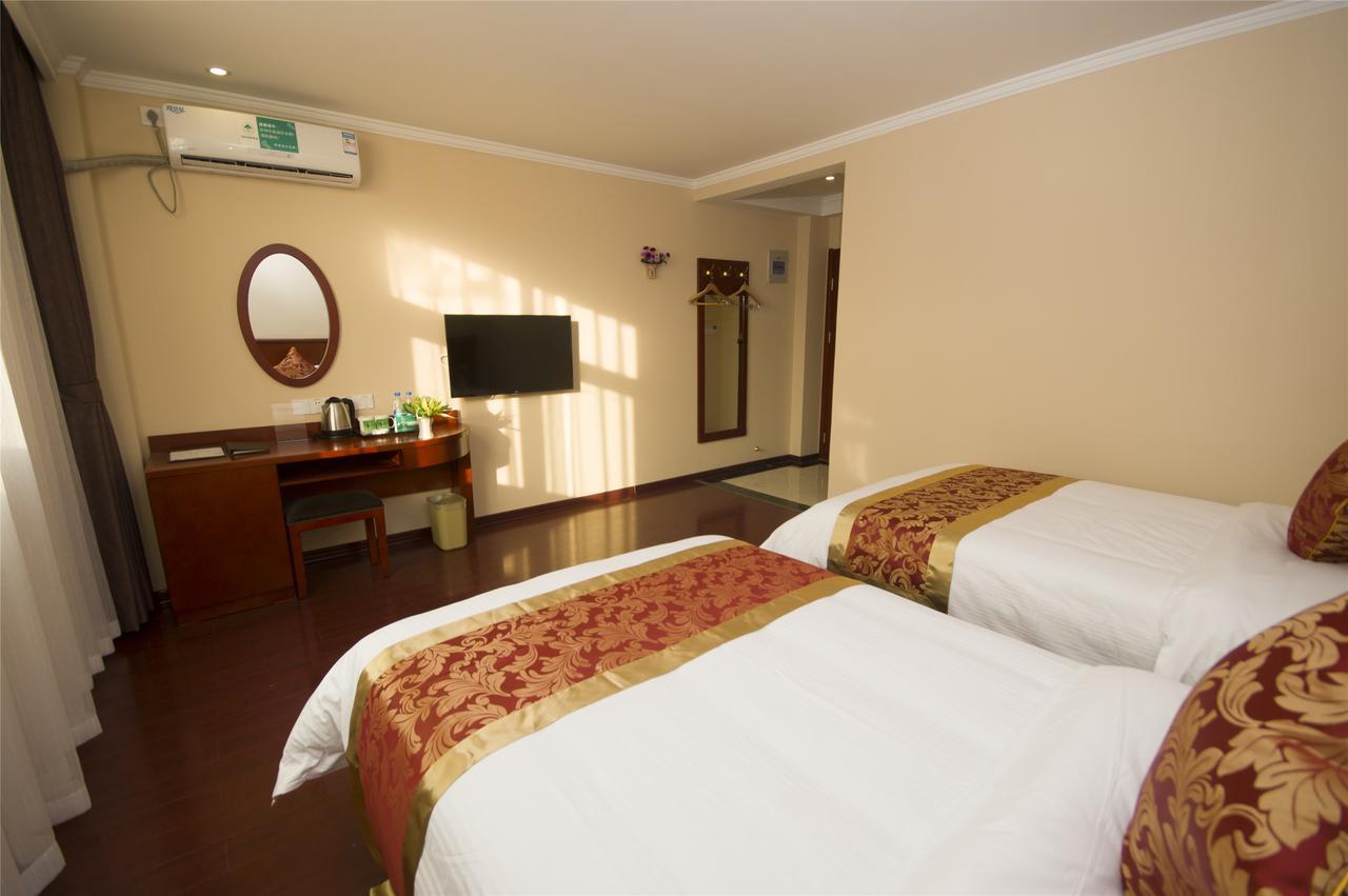 Greentree Inn Jiangxi Jindezhen People Square Jindin Business Hotel Цзіндечжень Екстер'єр фото